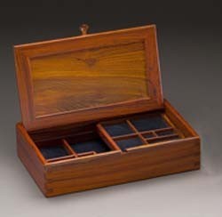 ELEGANT COCOBOLO ROSEWOOD JEWELRY BOX – RECTANGULAR