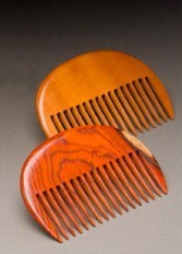 HARDWOOD WOODEN COMB