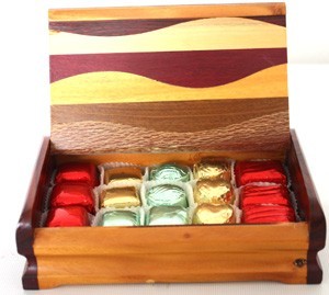 SKU 13 Giacomin Chocolates Deluxe Hand Made Wood Box 15